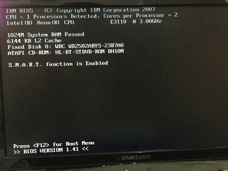 BIOS, firmware hoặc phần mềm quản lý pin bị lỗi