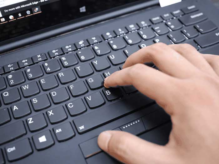 Lỗi bàn phím laptop không gõ được chữ
