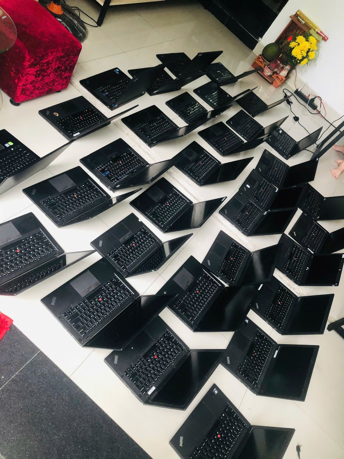 Nhận Thu Mua Laptop Acer Mọi Tình Trạng Nhận Thu Mua Laptop Acer Mọi Tình Trạng